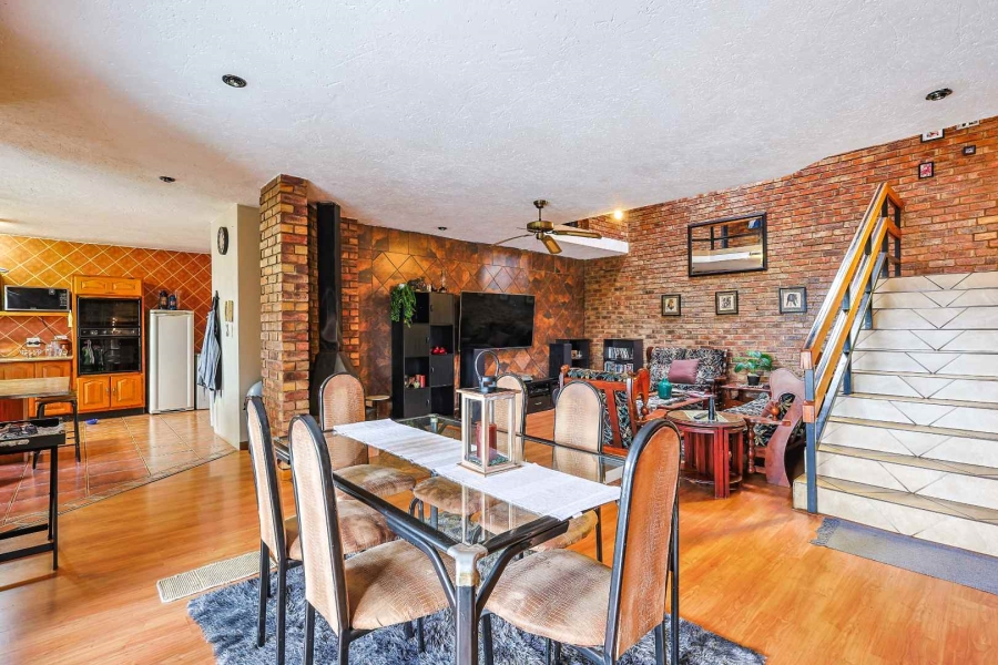 4 Bedroom Property for Sale in Hartbeespoort North West